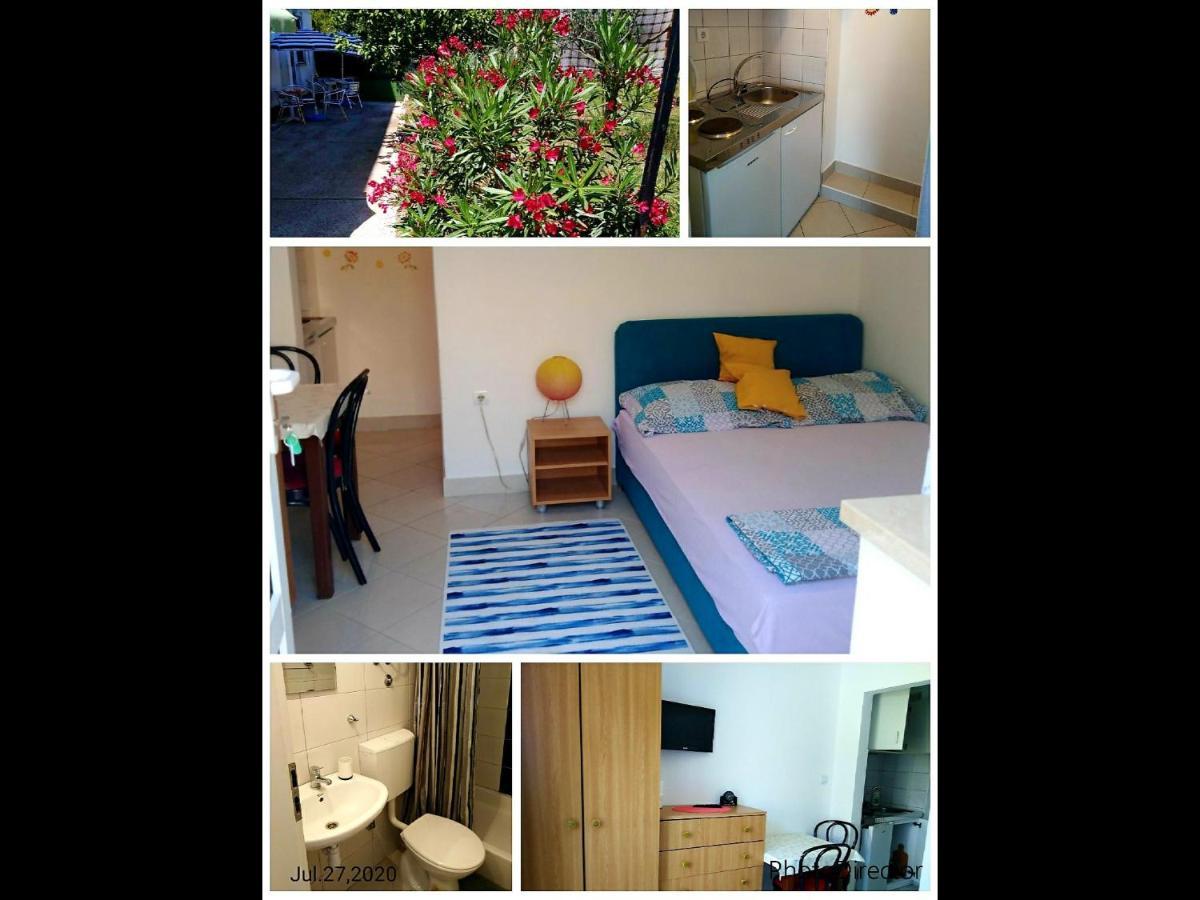 Apartments Melly Zaostrog Ngoại thất bức ảnh